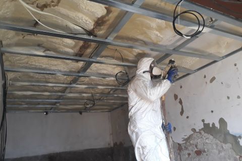 Izolace stropů PUR měkká v RD