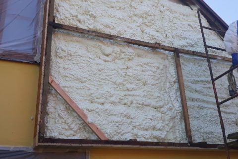 Štít RD - izolace PUR