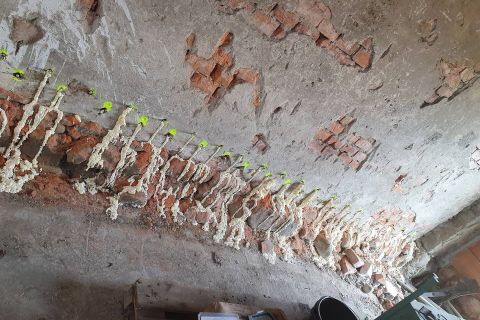 Aplikace injektáží před rekonstrukci RD