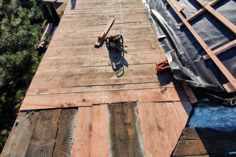 Nadkrovní izolace měkkou PUR pěnou